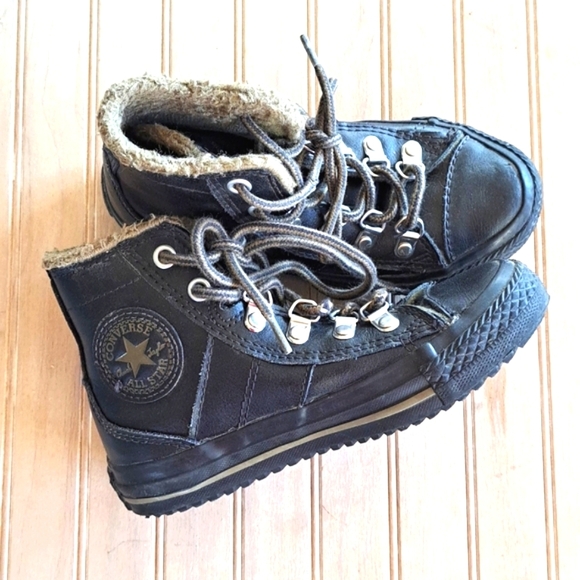 Converse All Star Chuch Taylor Juinor Heavy Duty Leather Lace-up Sneakers - Picture 1 of 8